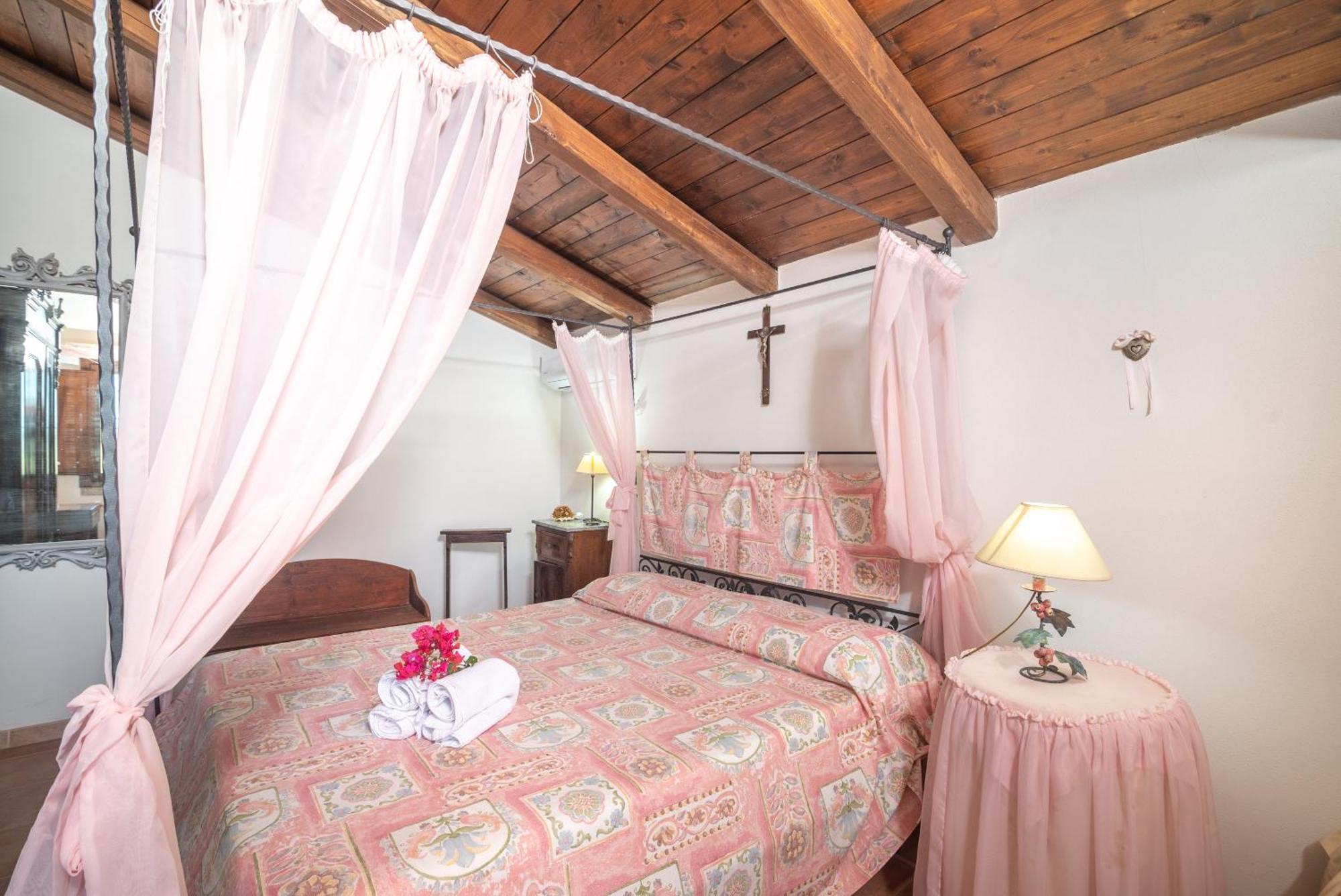Villa Peditoltu Όλμπια Εξωτερικό φωτογραφία